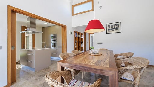 Villa Cal Padri / Cuxach Обеденная зона