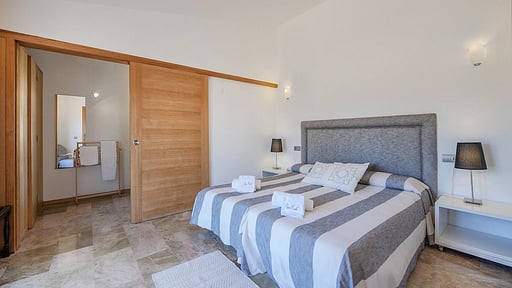 Villa Cal Padri / Cuxach Спальня 1