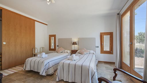 Villa Cal Padri / Cuxach Спальня 3