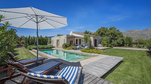 Villa Cal Padri / Cuxach Бассейн