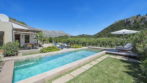 Villa Cal Padri / Cuxach Бассейн