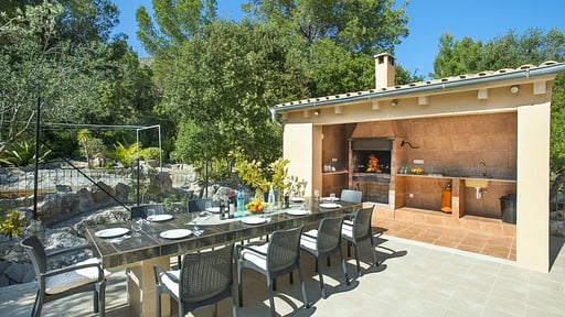 Villa Ca'l Pesso Dining area 2
