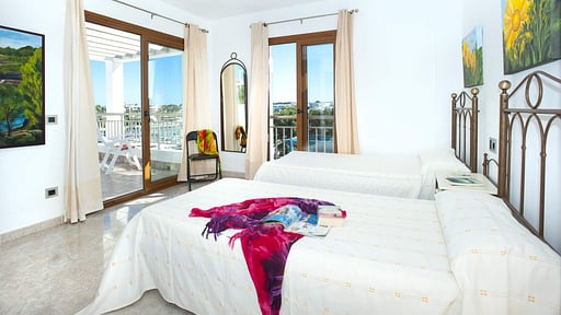 Villa Cala Dia Спальня 1