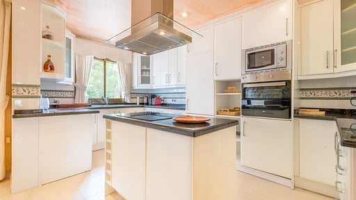 Villa Cala Llamp Küche