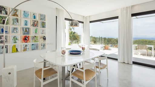 Villa Cala Tarida Dining area