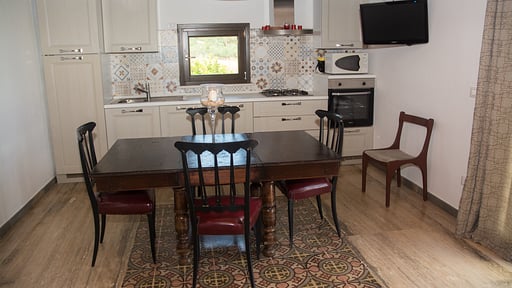 Villa Calabianca Eethoek