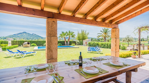 Fransisca Dining area