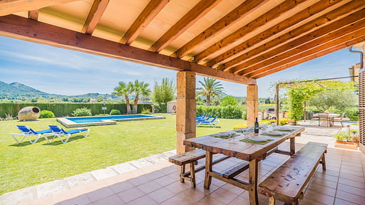 Fransisca Dining area