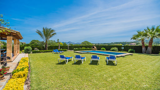 Fransisca Swimming pool