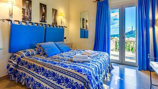 Villa Calvario Bedroom 1