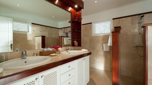 Villa Calypso Bedroom 2