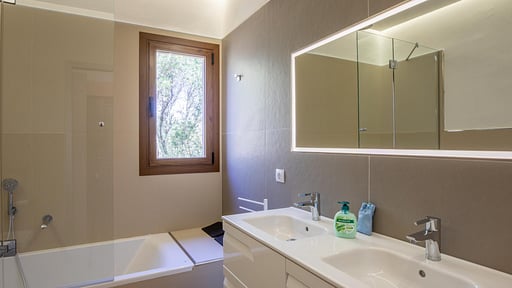 Villa Camarex Schlafzimmer 4