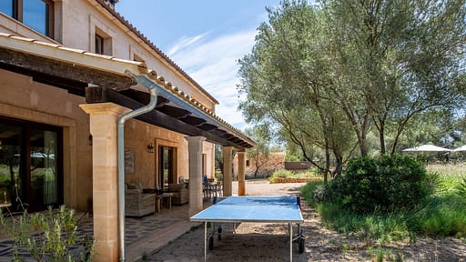 Villa Camarex Tischtennis