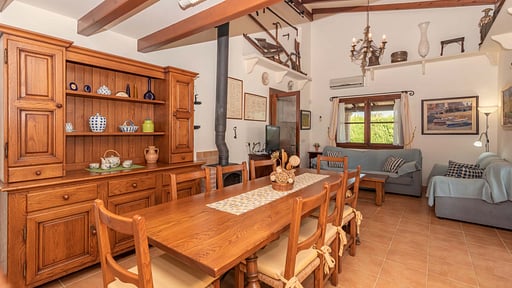 Villa Camp del Bosch Dining area