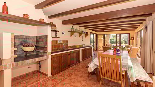 Villa Camp del Bosch Dining area