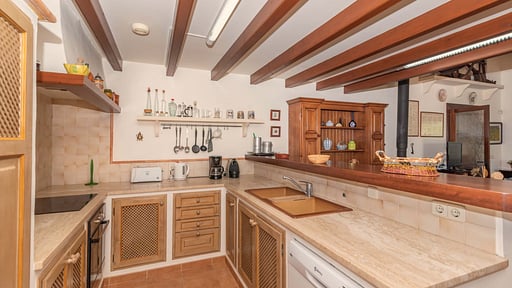 Villa Camp del Bosch Kitchen