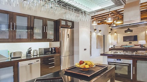 Villa Can Alivia Kitchen