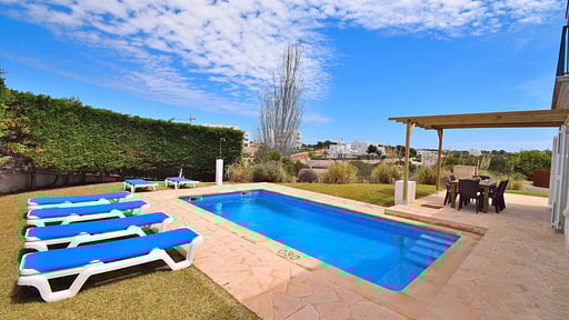 Villa Can Baltasar Бассейн