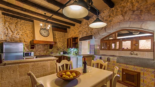 Villa Can Bassa Dining area 2