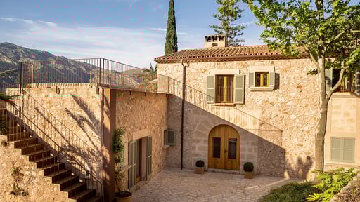 Villa Can Bet Others