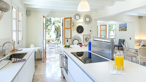 Villa Can Bregat Кухня