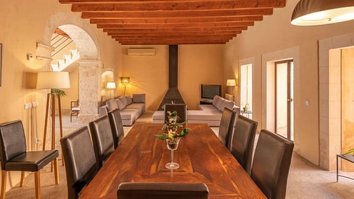 Villa Can Buro Dining area