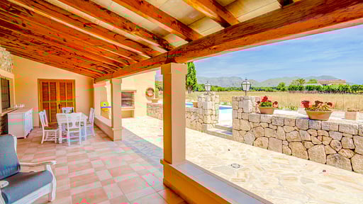 Villa Can Daniel Dining area