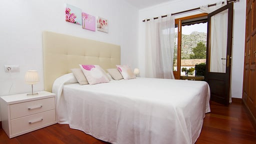 Villa Can Domingo Bedroom 1