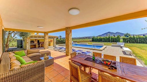 Villa Can Gosp Dining area