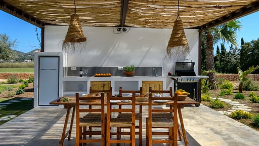 Villa Can Jaume Arabi Dining area 1
