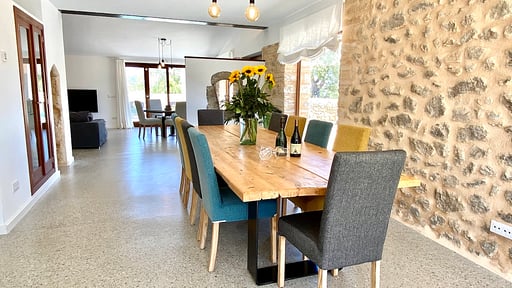 Villa Can Logar Zona de comedor