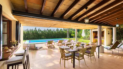 Villa Can Maque Dining area