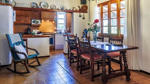 Villa Can Mariano Dining area