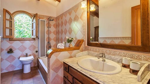 Villa Can Mariano Bedroom 1