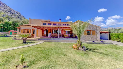 Villa Can Martin Garden