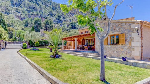 Villa Can Martin Garden