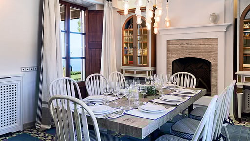 Villa Can Miquelet Обеденная зона