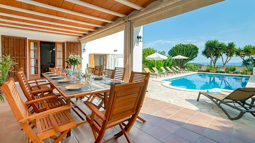 Villa Can Monte Terraza/balcón