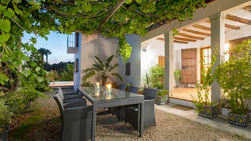 Villa Can Monte Terraza/balcón