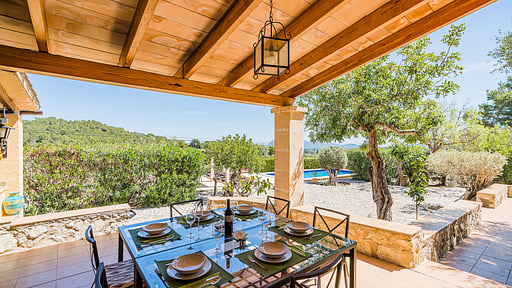 Villa Can Noguera Обеденная зона