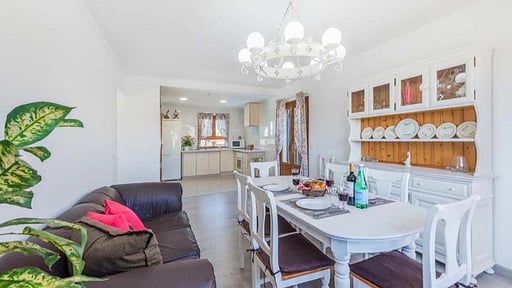 Villa Can Nyany Dining area