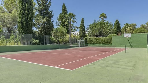 Villa Can Octavia Tennis court