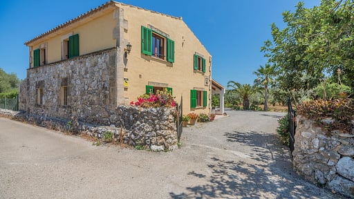 Villa Can Oli Окрестности