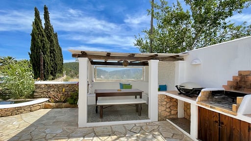 Villa Can Palau BBQ equipment