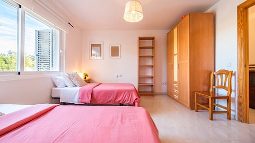Villa Can Petrus Schlafzimmer 4