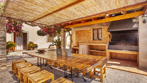 Villa Can Picafort BBQ equipment