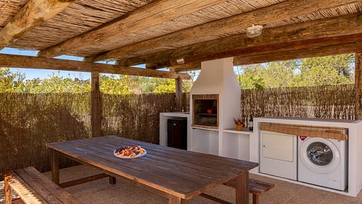 Villa Can Portmany BBQ equipment
