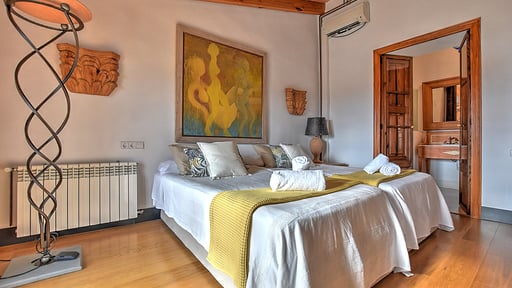 Villa Can Pulit Bedroom 3