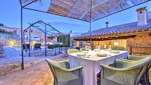 Villa Can Pulit Dining area