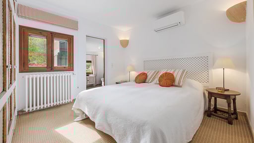 Villa Can Punxa Dalt Спальня 5